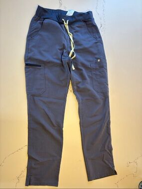 Figs Women's Straight Leg Scrub Pants style HW Yola space navy